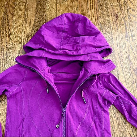 Lululemon Stride Jacket - Picture 4 of 10